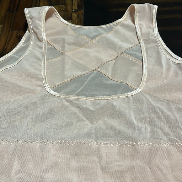 Kymaro New Body Shaper Xl - Picture 2 of 8